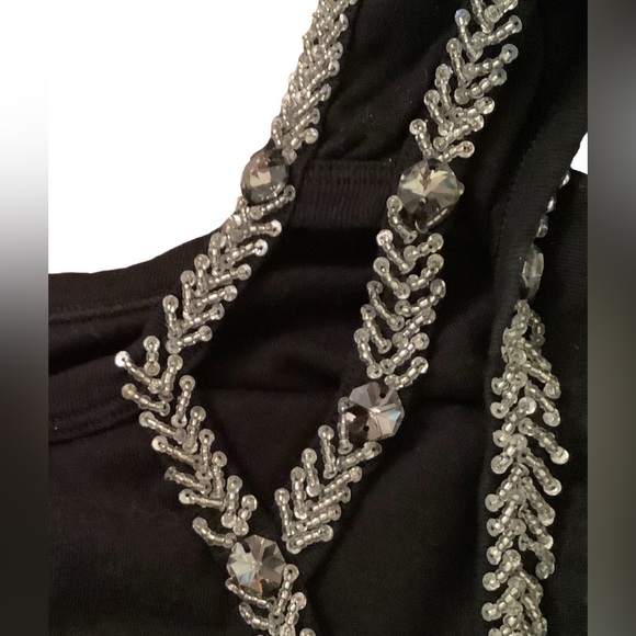 CASUAL LIVING VINTAGE TANK TOP WITH BEADED NECKLINE AND BACK. SIZE MEDIUM - Picture 6 of 16